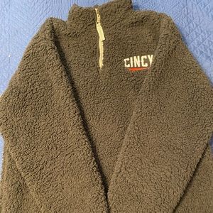 Black “Cincy” Quarter zip Sherpa